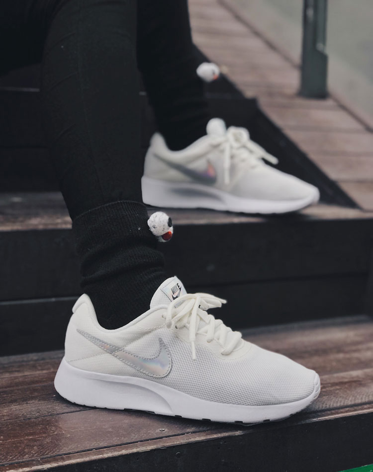 耐克nike tanjun 女鞋 休闲运动鞋 镭射勾 小白鞋 跑步鞋 运动休闲鞋